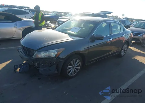 2011 Honda Accord 3.5 Ex-L из США, поврежденный, VIN 1HGCP3F80BA003972